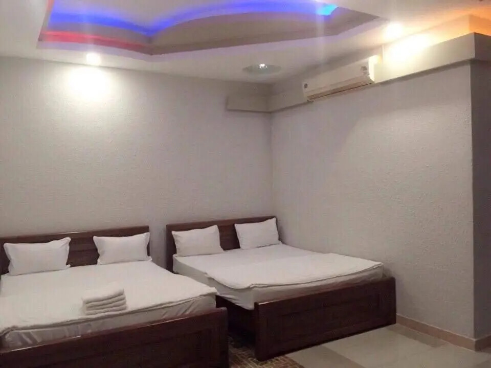Hieu Nam Hotel