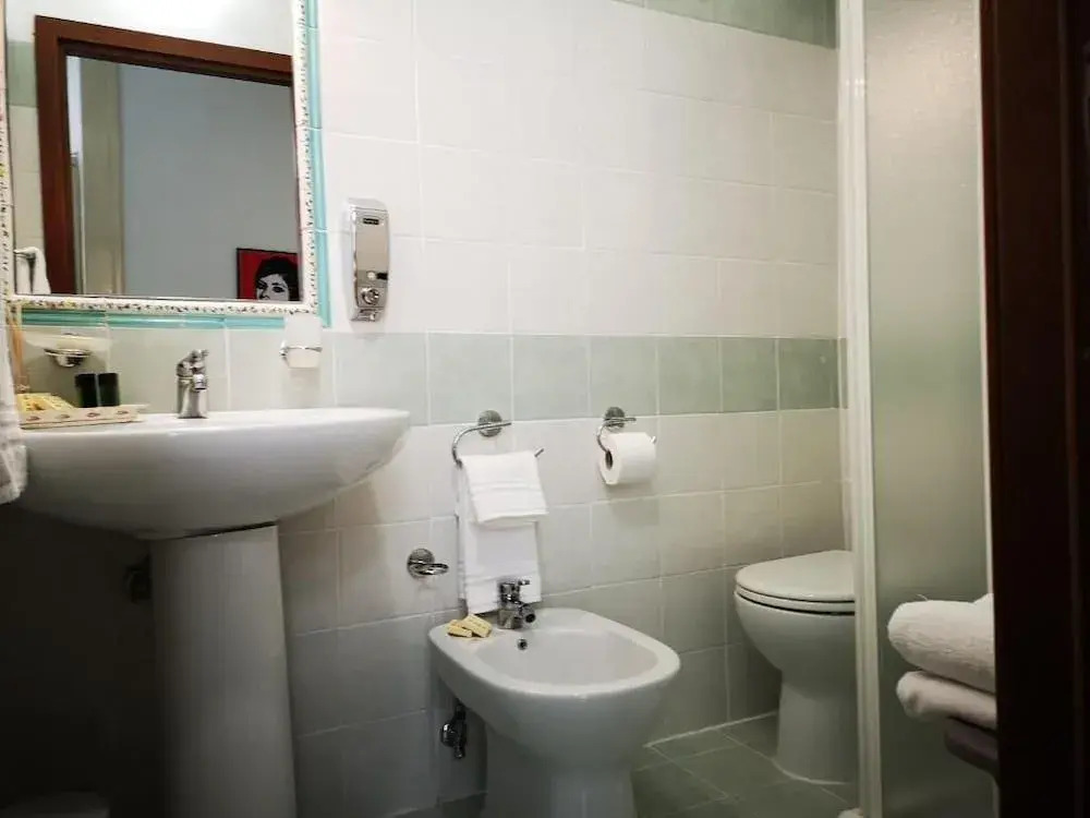 Mb Napoles Rooms