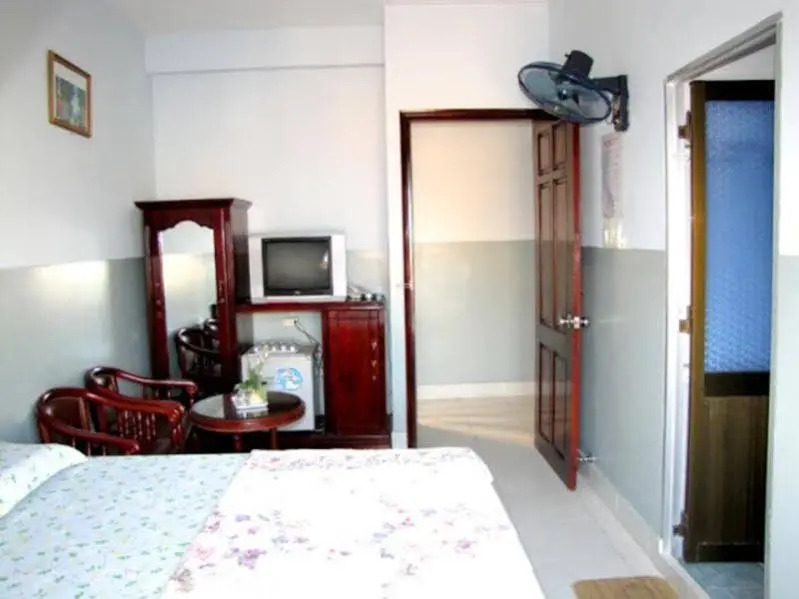 Nam Viet Hotel