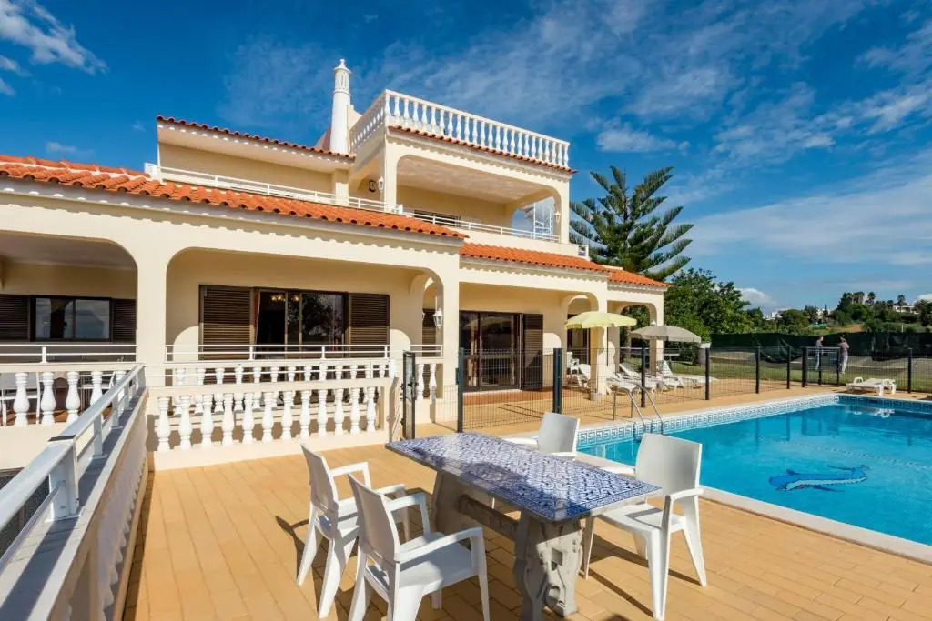 Villa Damara
