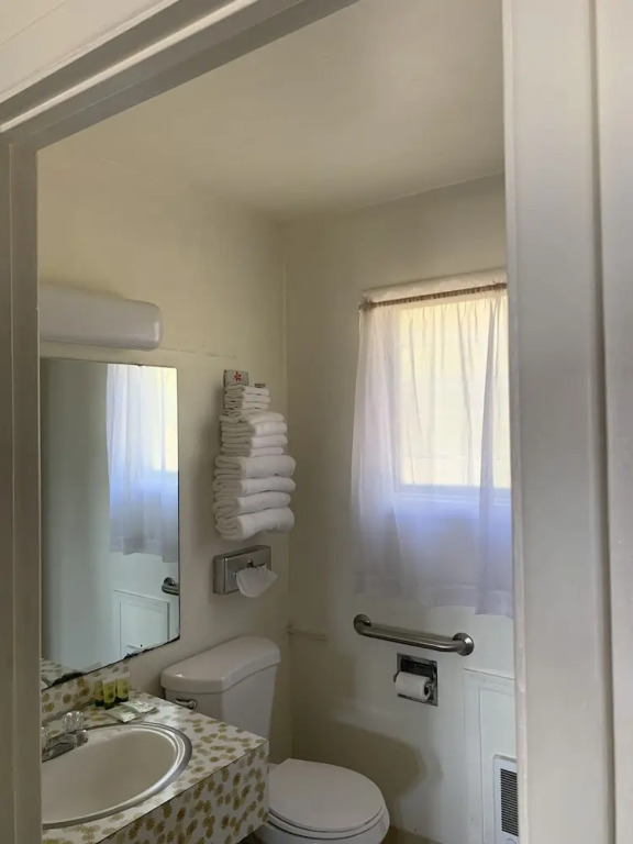 Pacific Sunset Inn