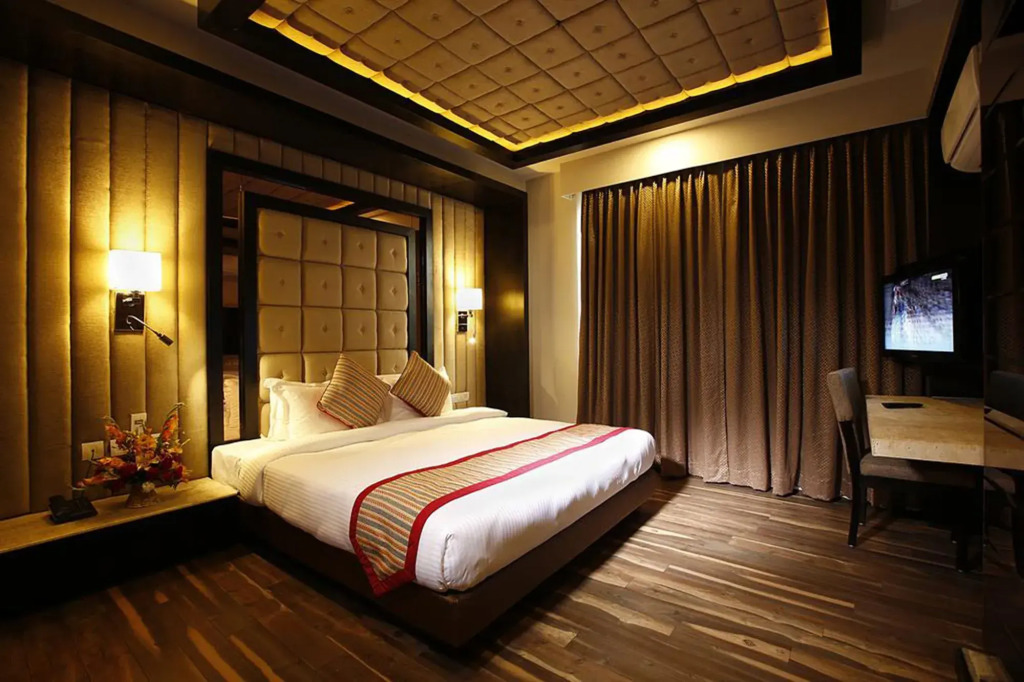 Skyline hotel