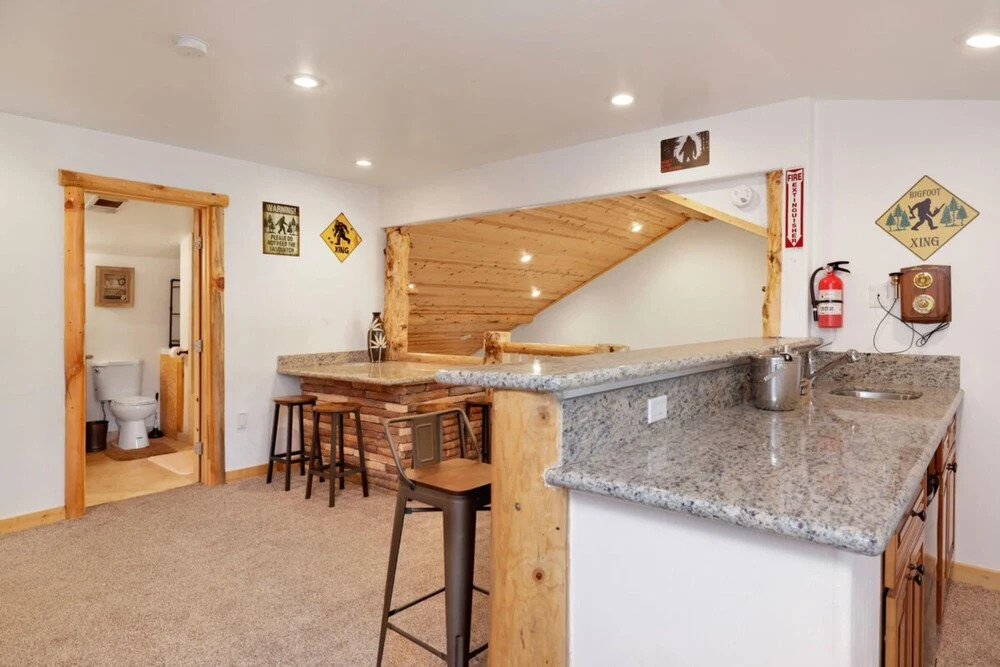 Five Bears Cabin #2070 by Big Bear Vacations