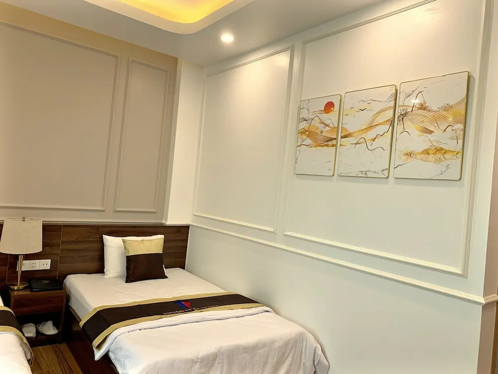 Thuận Phát Hotel