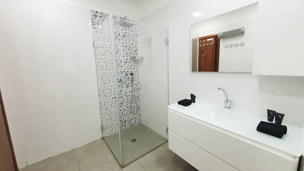 Very Central Apt 3BDR Fully Equipped TL6