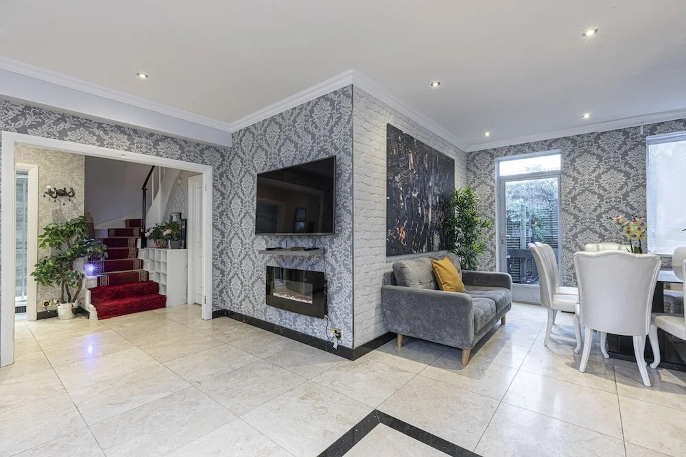 Spacious House With Terrace Near Hyde Park & Oxford St