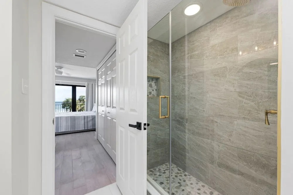 Ocean House 311 by Distinctive Beach Rentals
