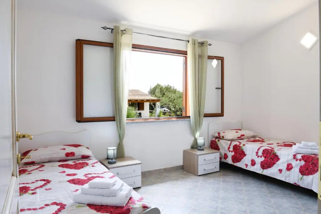 Orosei Summer Holidays - Cala del Turco green house