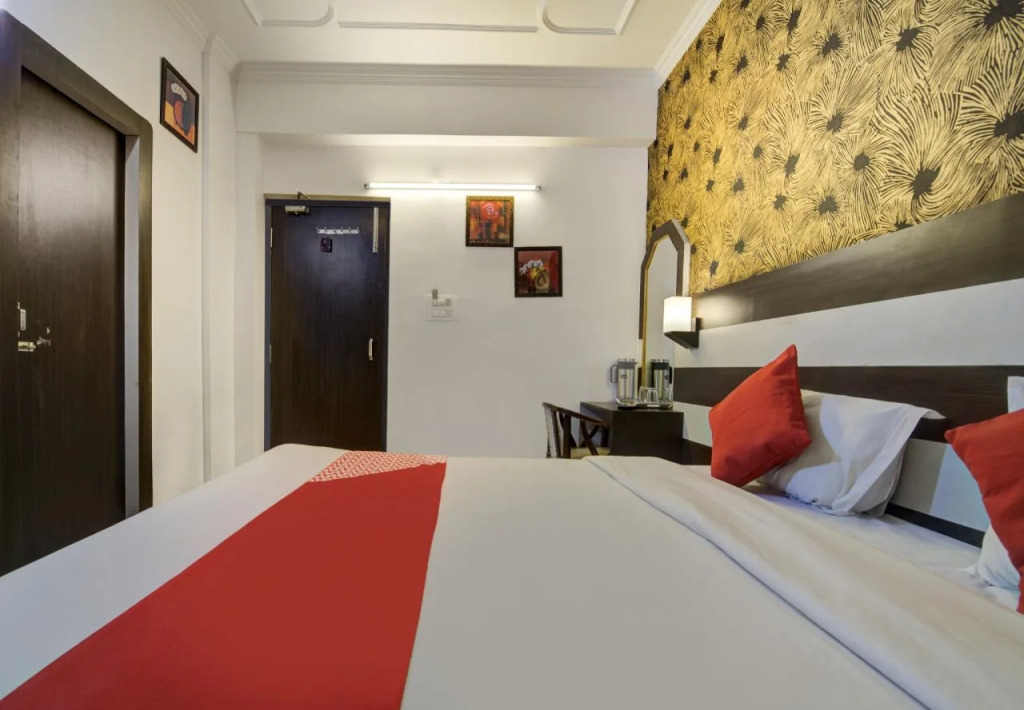 Hotel Mani International