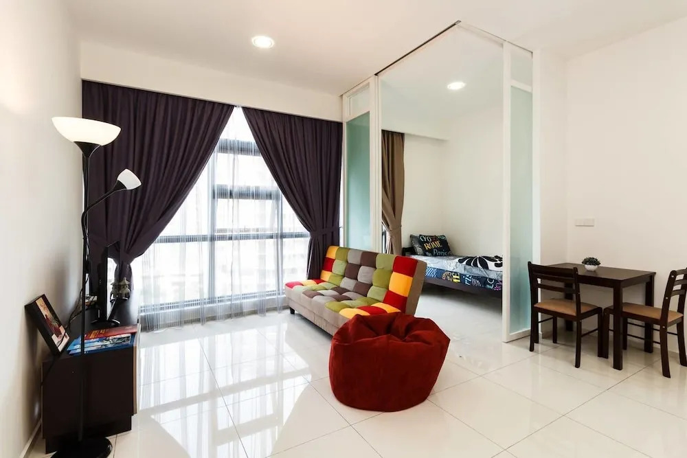 Modern & Cozy 2BR in Bukit Bintang