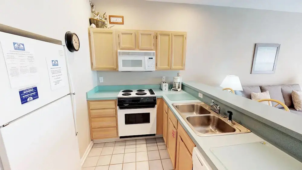 Club Villas Unit 19C - Lower Level