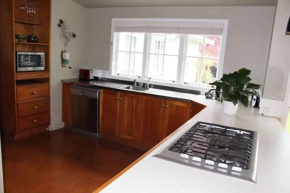 Cosy 3 Bedroom Bungalow by Cornwall Park