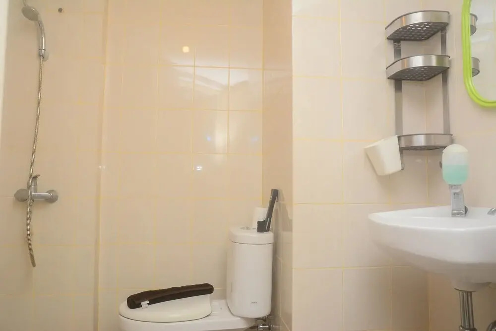 Well Furnished And Comfort Stay Studio At Amethyst Apartment