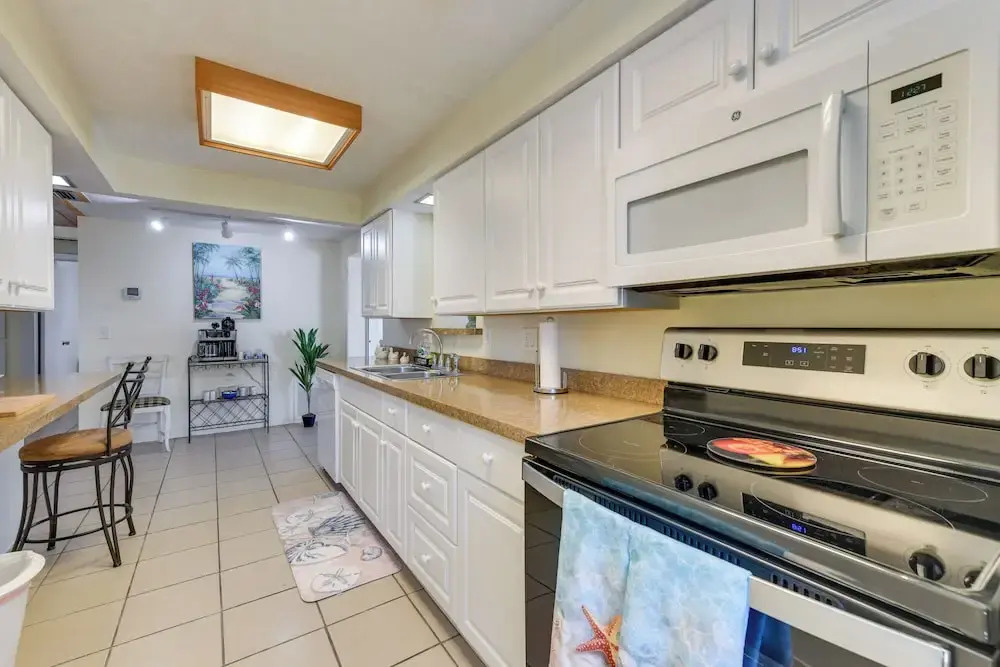 2 Mi to Manasota Key Beaches: Coastal Getaway