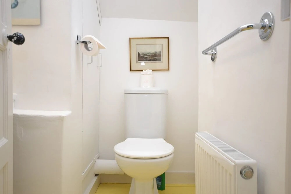 Downgate Villa, Petersfield 489346