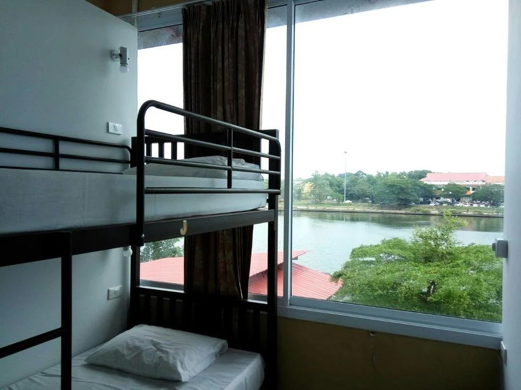 Samui Lakeside Hostel - Adults Only