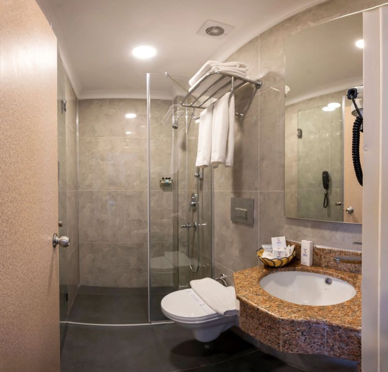 Grand Anka Hotel