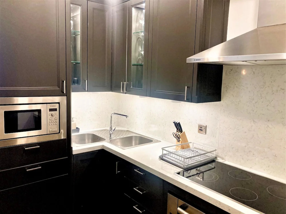 Tiara Beach Residences, Palm Jumeirah Dubai - Mint Stay