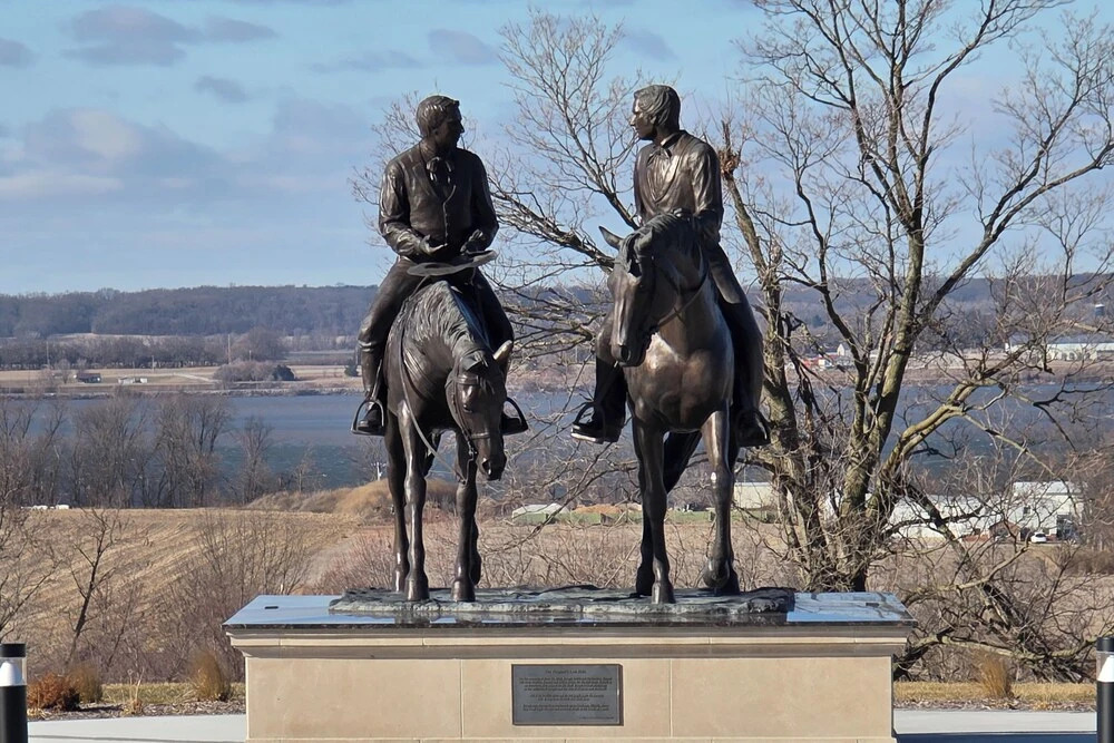 Walk to Nauvoo Temple: Remodeled Family Apartment