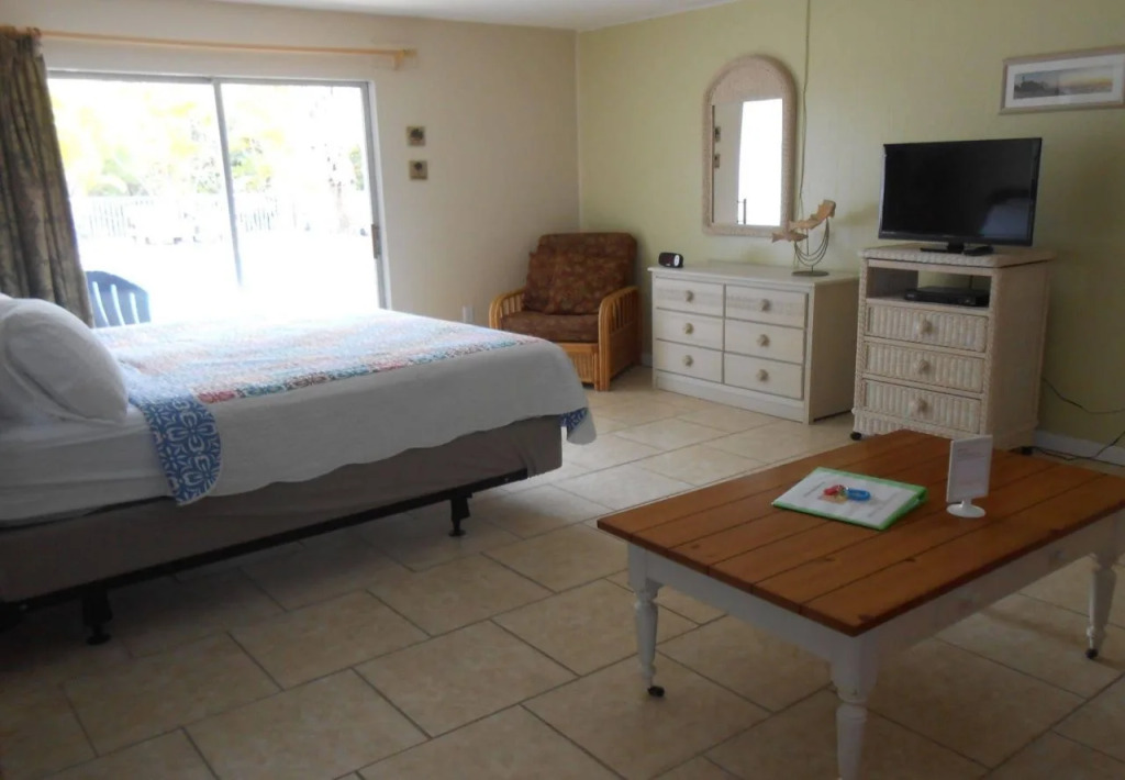 Sunshine Island Inn