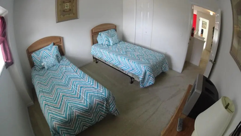 916 Casterton Circle 5 Bedrooms, 3 Bathrooms