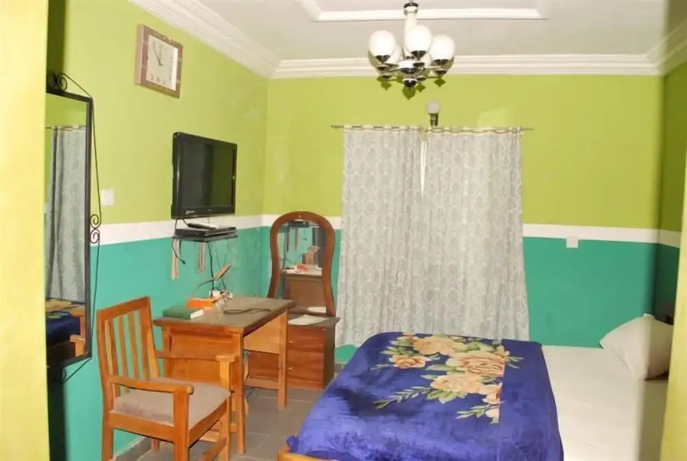 Country Home Hotel