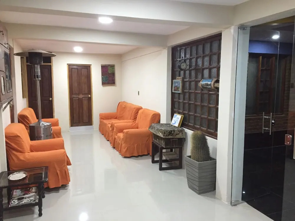 Tonito Hotel