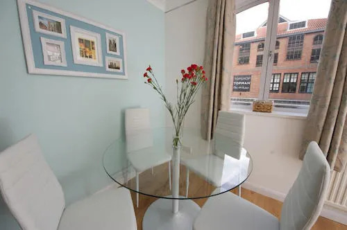 Apartment 5 York