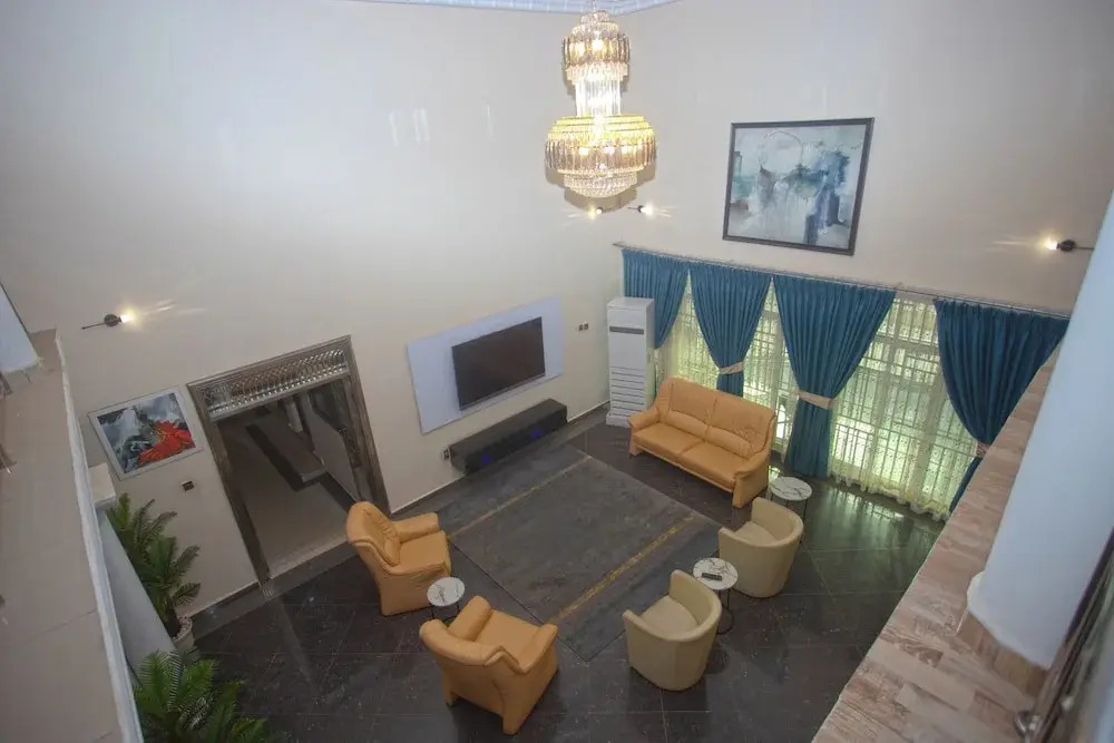 Labev Hotel