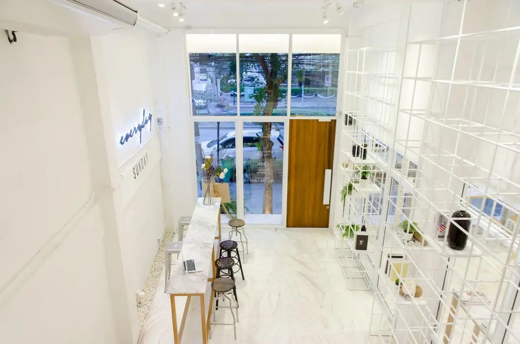 Everyday Sunday Social Hostel