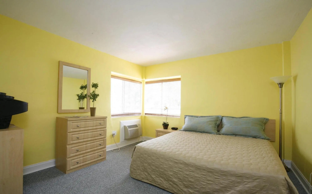 Starlite Hotel