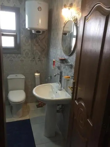 112 AUC Residence