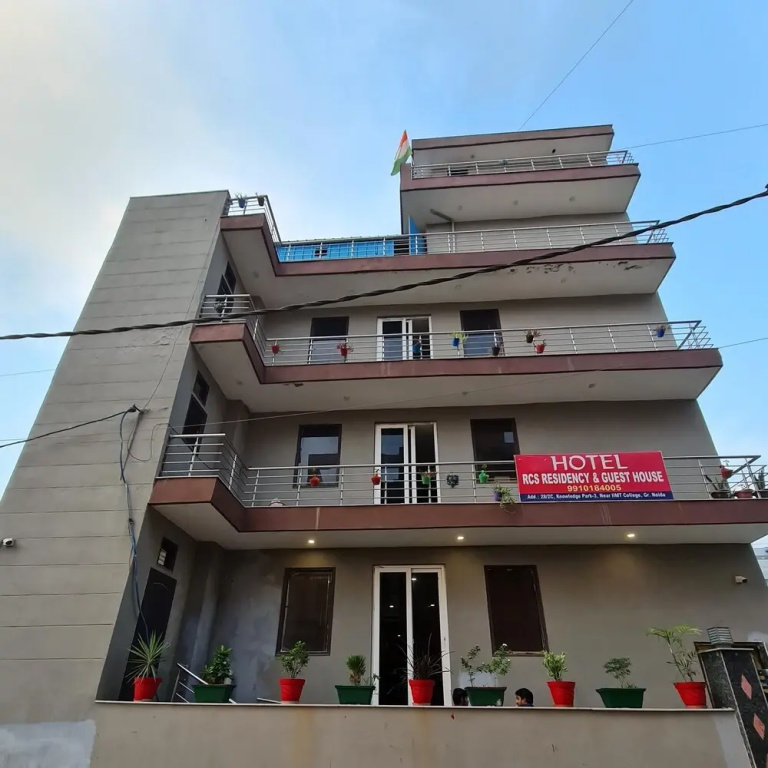 RCS Residency And Guest House