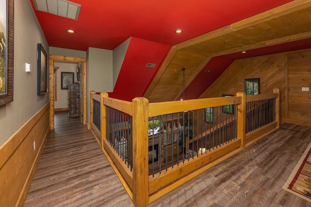 Splash Mansion - Four Bedroom Chalet