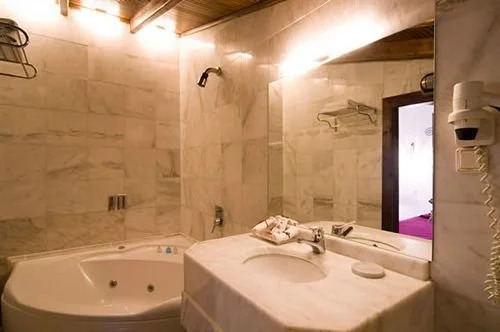 Alp Pasa Regency Suites