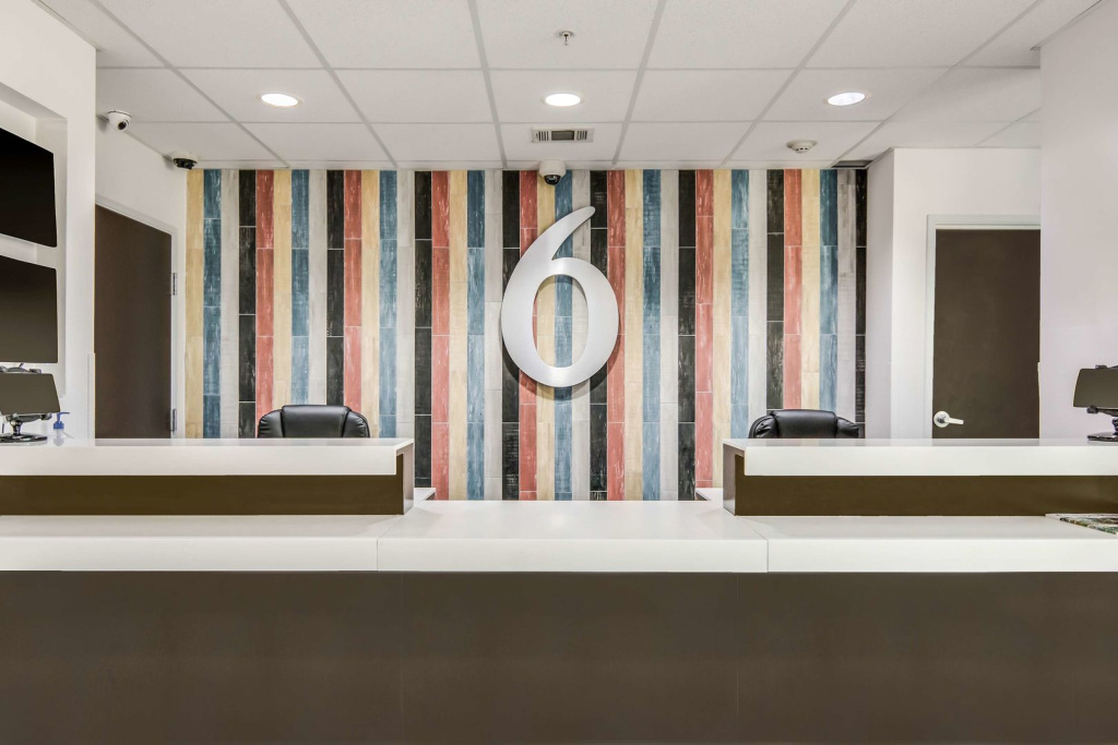 Motel 6-Cleburne, TX