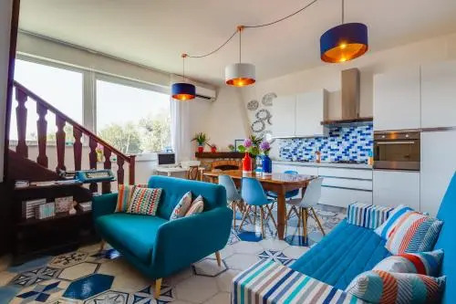 Villa Sorrento Flats