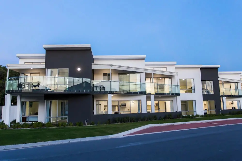 Reflections By Rockingham Apartments