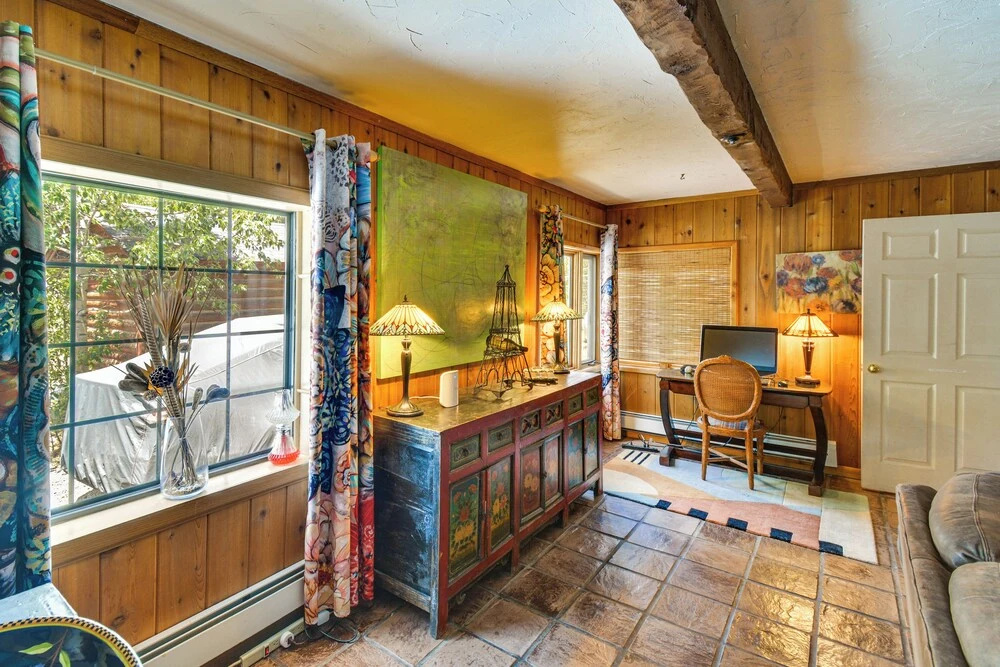 Remodeled Lake Cabin, Stunning Mtn View, New Patio