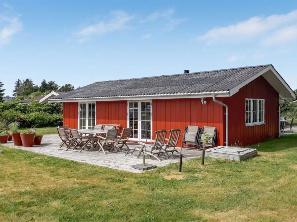 "Ava" - 1.2km from the sea in NW Jutland