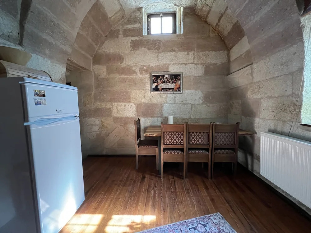 Kayhan Cave Villa