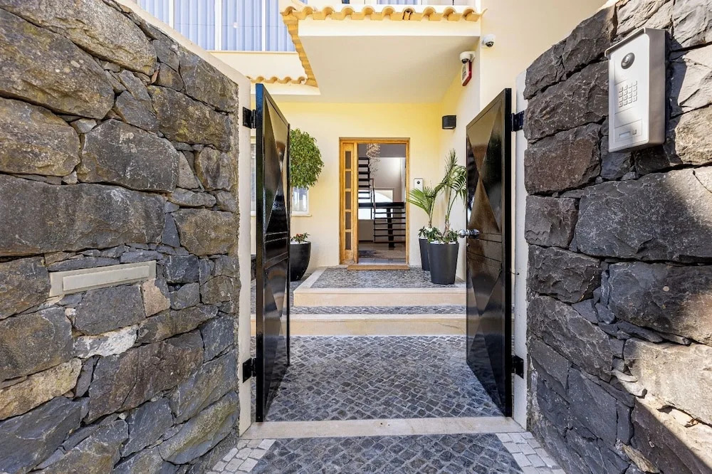 Luxury villa with private heated pool, garden and views of the sea and mountains