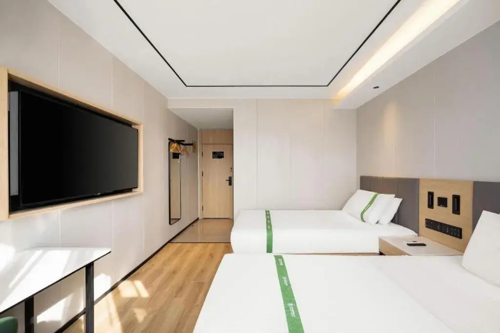 GreenTree Inn LiaoNing ShengYang TieXi HuaXiang Road Express Hotel