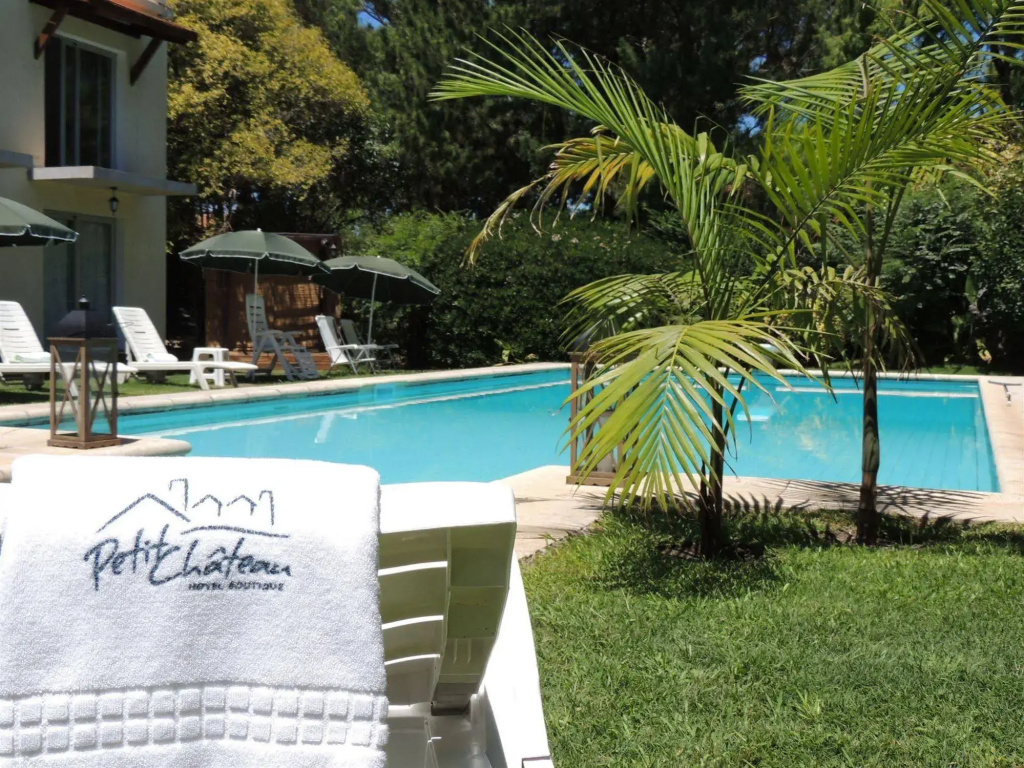 Petit Chateau Hotel Boutique