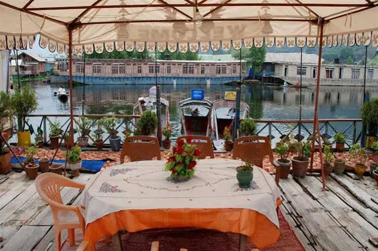 Kohimaran Group Of Houseboats