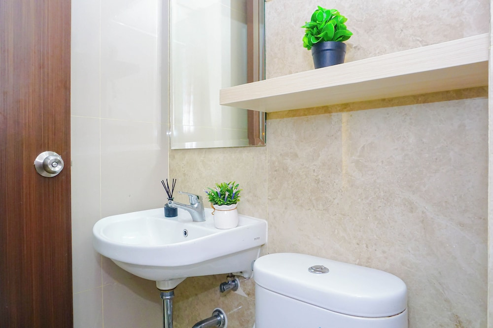 Chic Studio Near Trans Studio Cibubur At Transpark Cibubur Apartment
