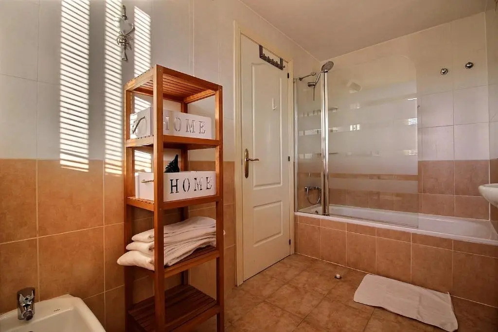 2231 - Amazing 3 bedrooms with 3 sunny terraces