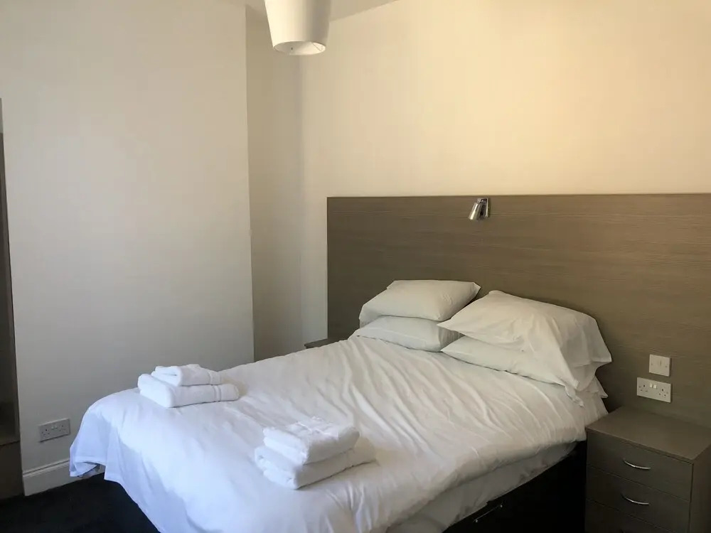 Glasgow Airport Holiday Home