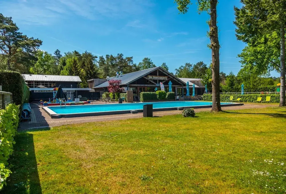 Nice Chalet With Dishwasher, on the Veluwe