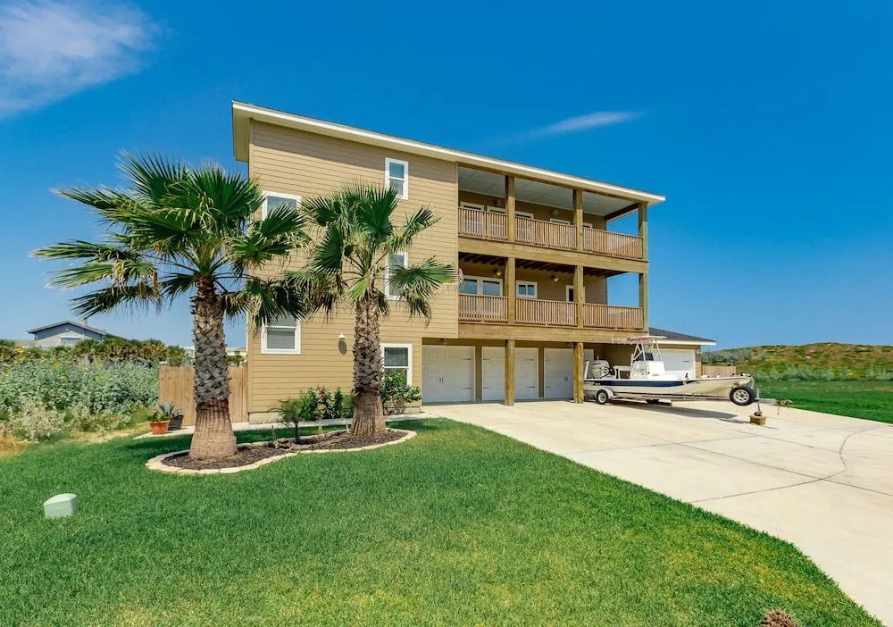 All Waves No Worries 3Br Home